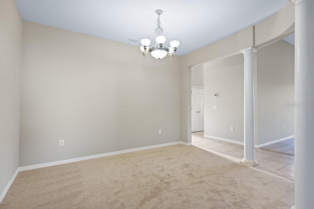 出租: $3,050 (4 贝兹, 3 浴室, 2665 平方英尺)