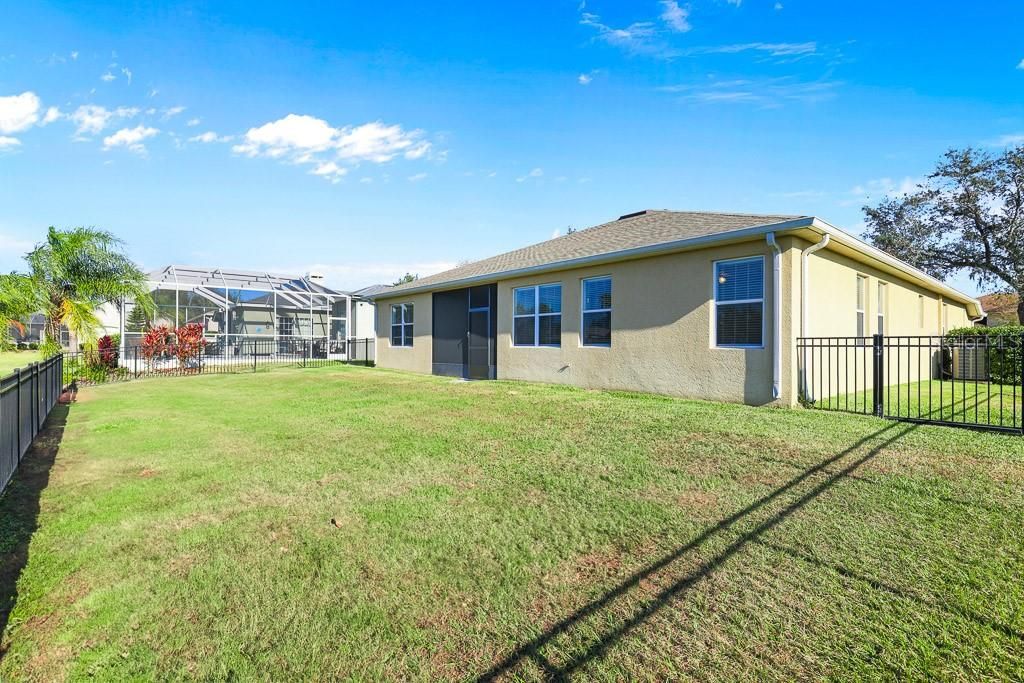 出租: $3,050 (4 贝兹, 3 浴室, 2665 平方英尺)