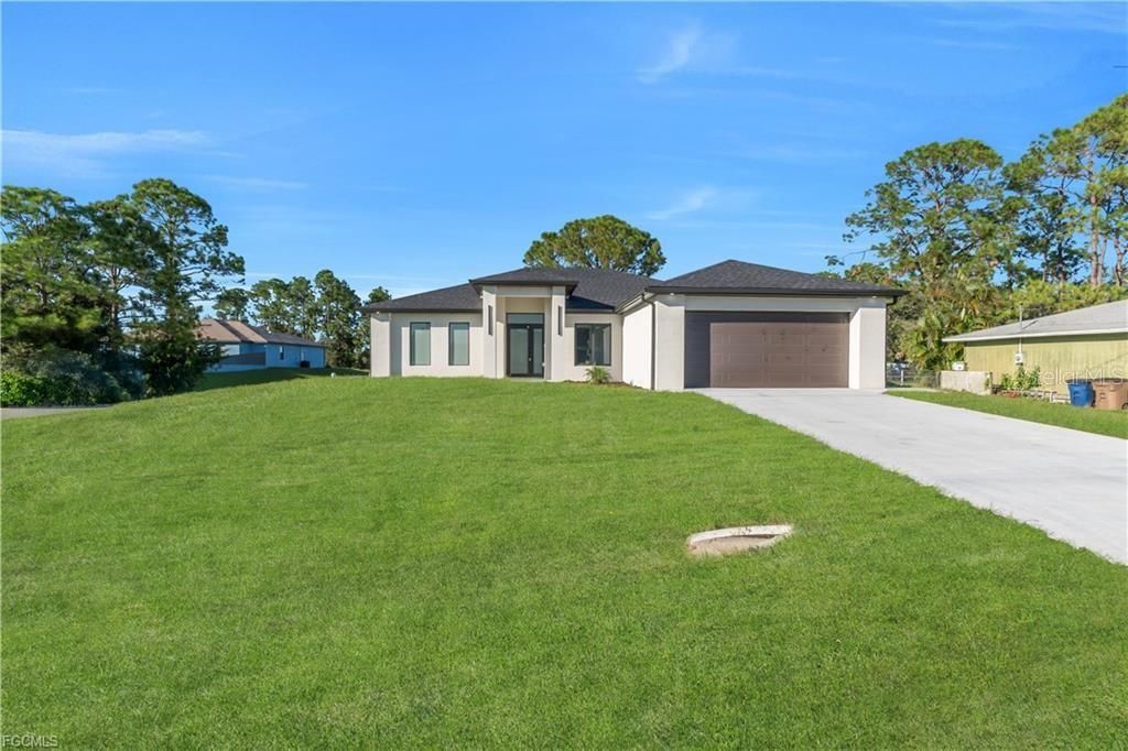 For Sale: $376,000 (3 beds, 2 baths, 1629 Square Feet)