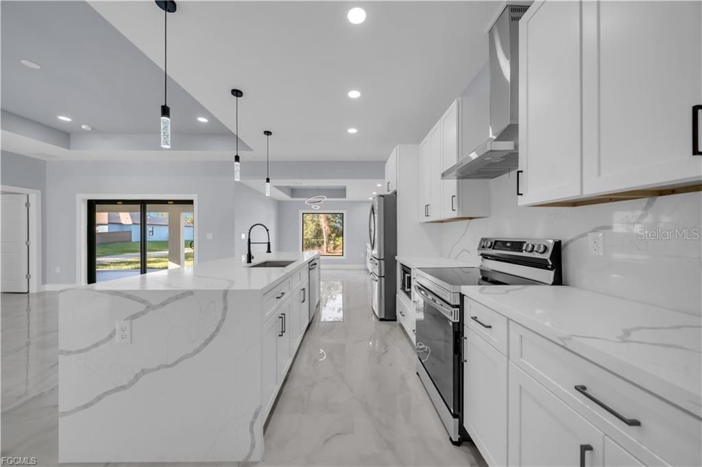 For Sale: $376,000 (3 beds, 2 baths, 1629 Square Feet)