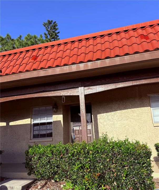 For Rent: $1,300 (1 beds, 1 baths, 644 Square Feet)