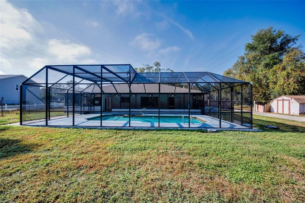 For Sale: $599,900 (3 beds, 3 baths, 2244 Square Feet)