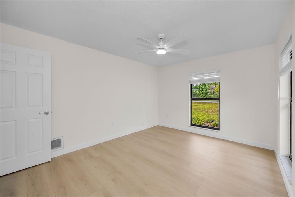 For Sale: $599,900 (3 beds, 3 baths, 2244 Square Feet)