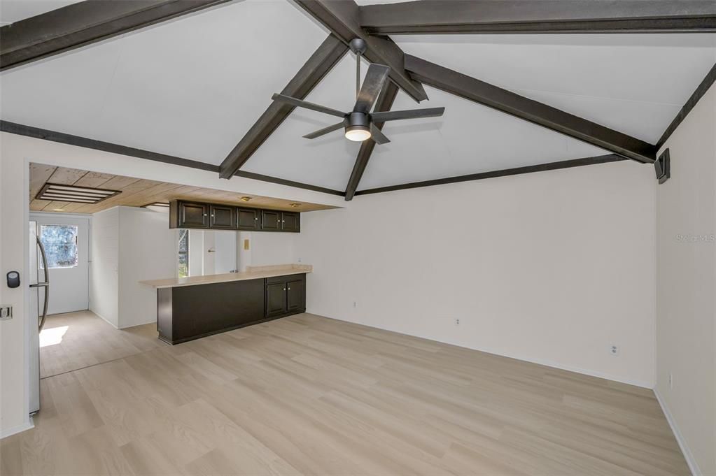 For Sale: $599,900 (3 beds, 3 baths, 2244 Square Feet)