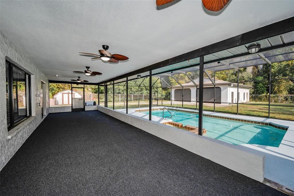 For Sale: $599,900 (3 beds, 3 baths, 2244 Square Feet)