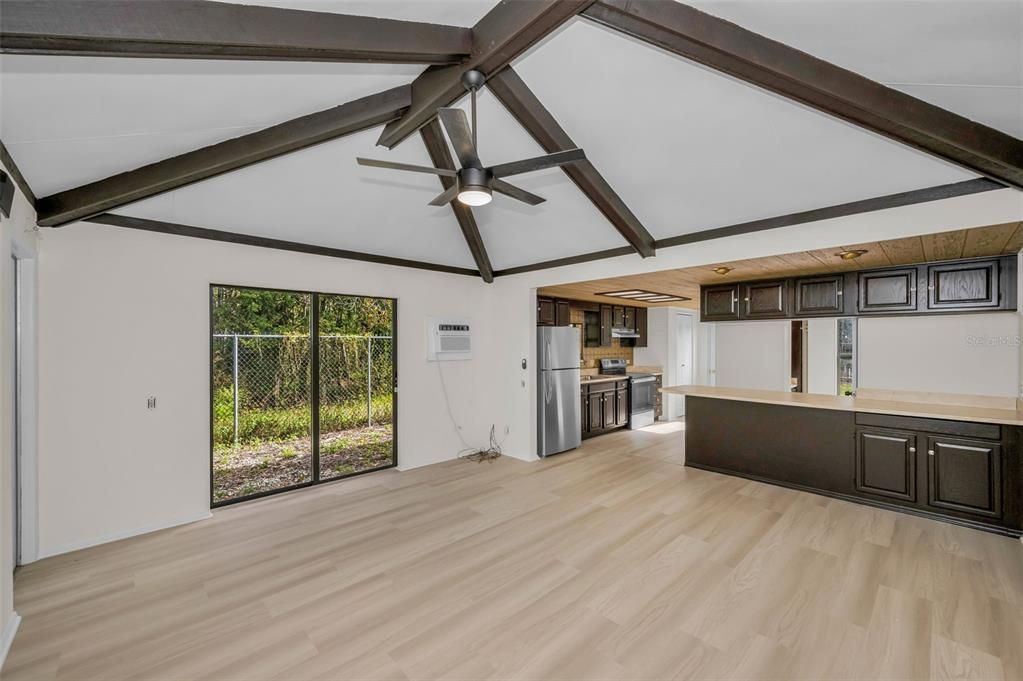 For Sale: $599,900 (3 beds, 3 baths, 2244 Square Feet)