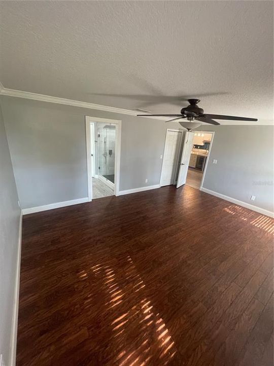 For Sale: $379,400 (4 beds, 2 baths, 1880 Square Feet)