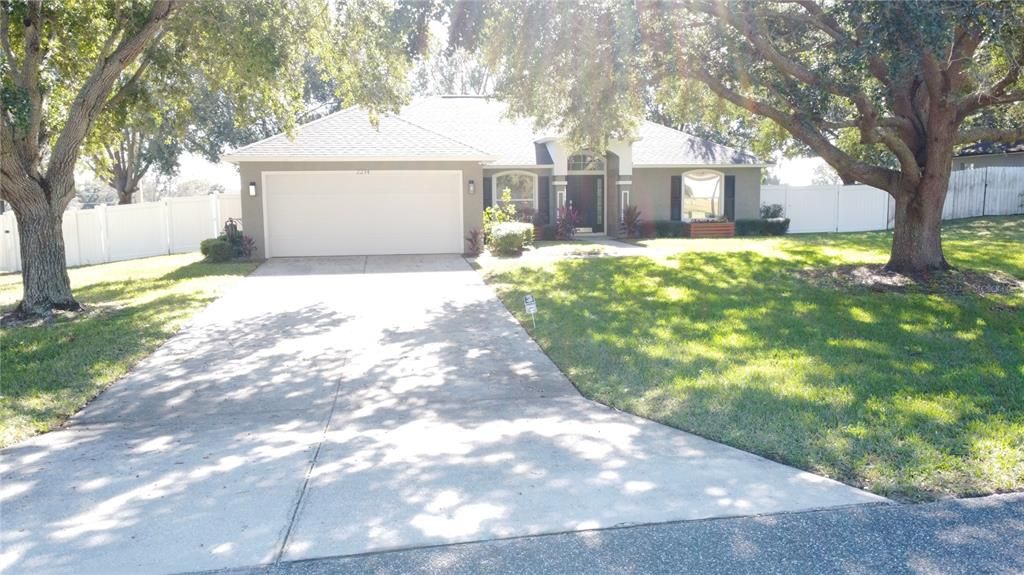 For Sale: $379,400 (4 beds, 2 baths, 1880 Square Feet)