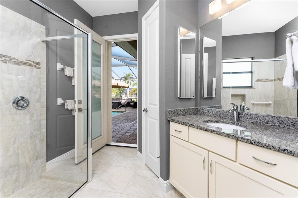 En Venta: $710,000 (3 camas, 2 baños, 2322 Pies cuadrados)