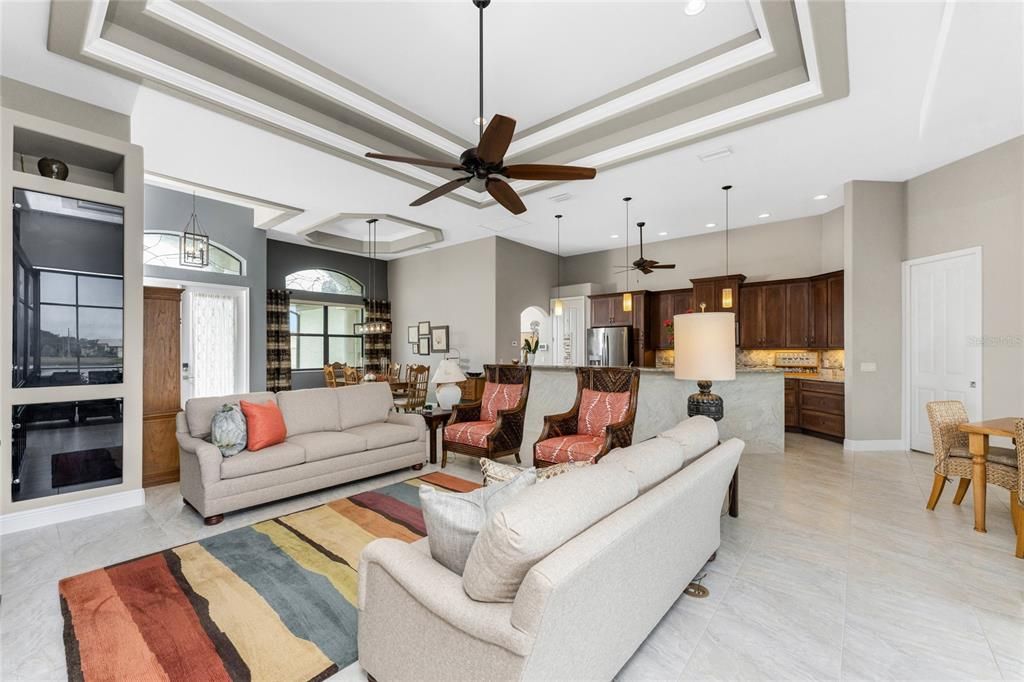 En Venta: $710,000 (3 camas, 2 baños, 2322 Pies cuadrados)