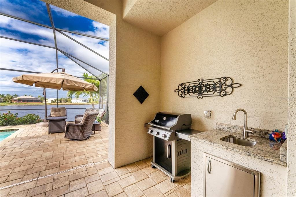 En Venta: $710,000 (3 camas, 2 baños, 2322 Pies cuadrados)