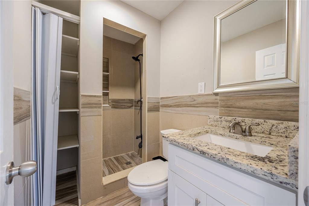 En Venta: $239,900 (2 camas, 1 baños, 952 Pies cuadrados)