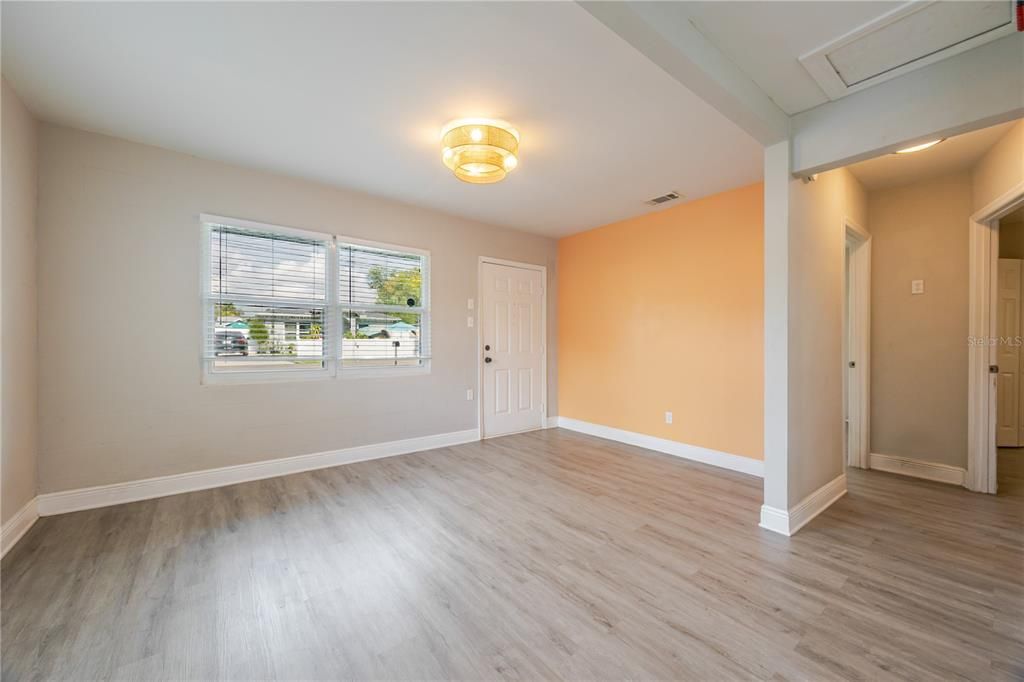 En Venta: $239,900 (2 camas, 1 baños, 952 Pies cuadrados)