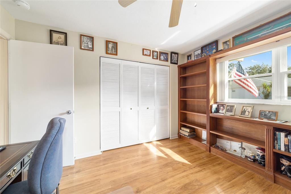 For Sale: $179,000 (2 beds, 2 baths, 1215 Square Feet)