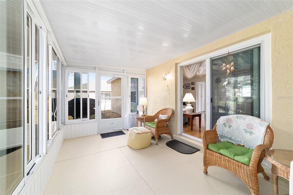 For Sale: $179,000 (2 beds, 2 baths, 1215 Square Feet)