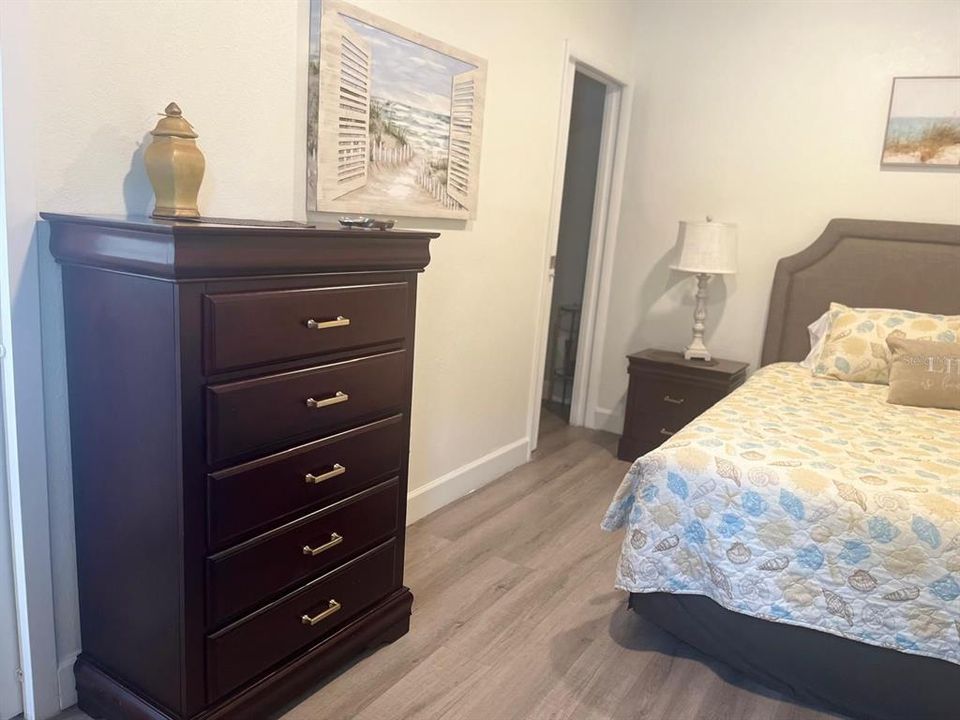 For Rent: $1,500 (1 beds, 1 baths, 2014 Square Feet)