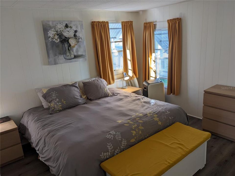 待售: $125,000 (2 贝兹, 2 浴室, 720 平方英尺)