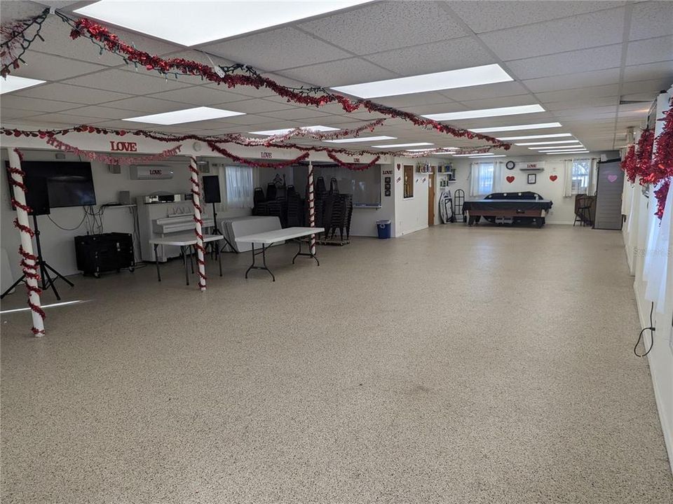 待售: $125,000 (2 贝兹, 2 浴室, 720 平方英尺)