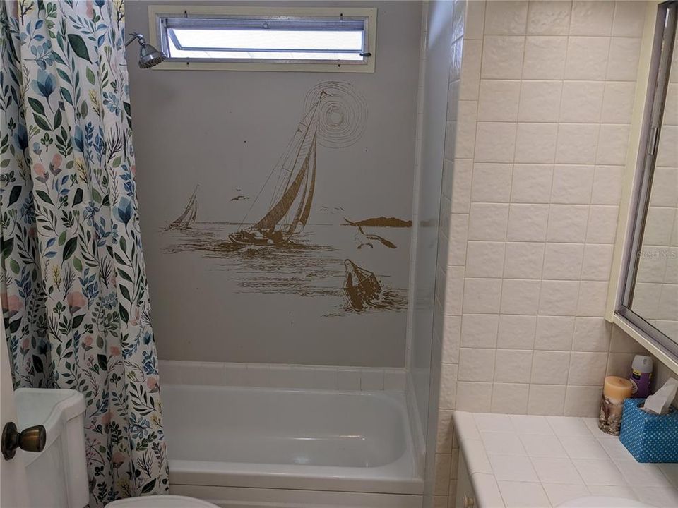 待售: $125,000 (2 贝兹, 2 浴室, 720 平方英尺)