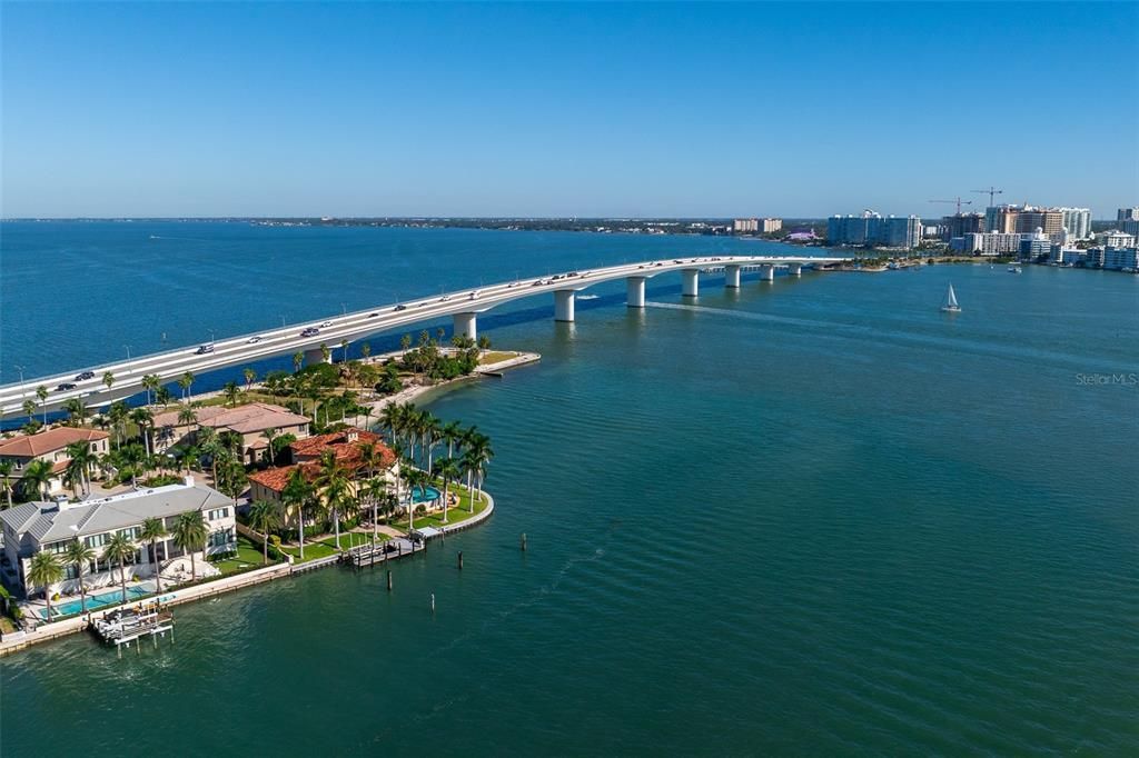 En Venta: $3,550,000 (0.34 acres)