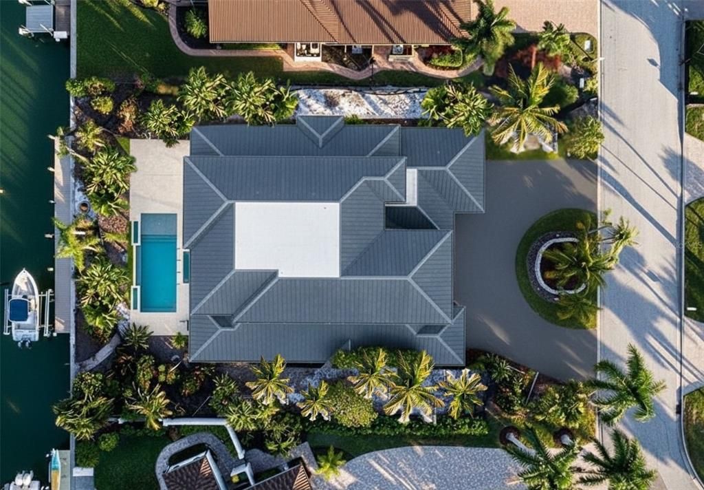 En Venta: $3,550,000 (0.34 acres)