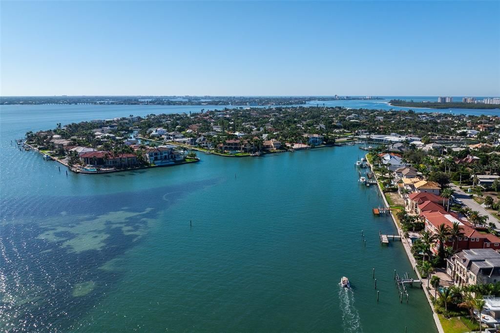 En Venta: $3,550,000 (0.34 acres)