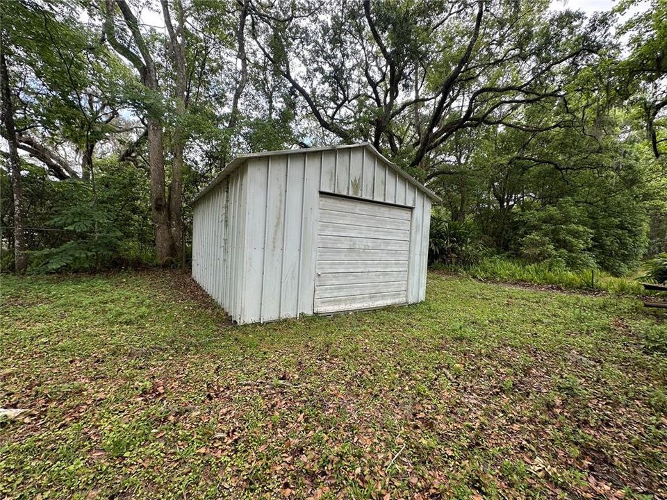 出租: $1,295 (3 贝兹, 1 浴室, 1144 平方英尺)