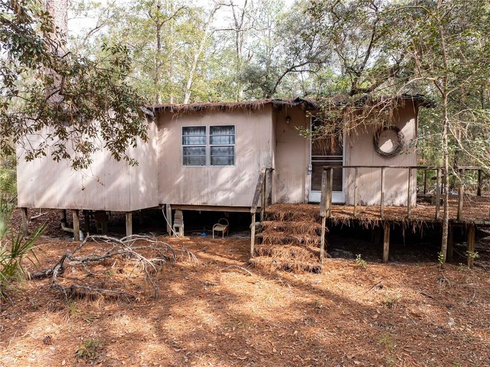 For Sale: $24,900 (1 beds, 1 baths, 542 Square Feet)