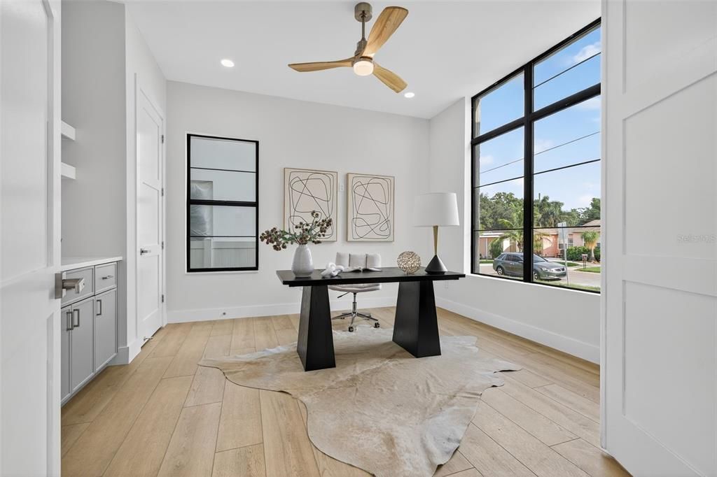 For Sale: $1,250,000 (4 beds, 4 baths, 3219 Square Feet)