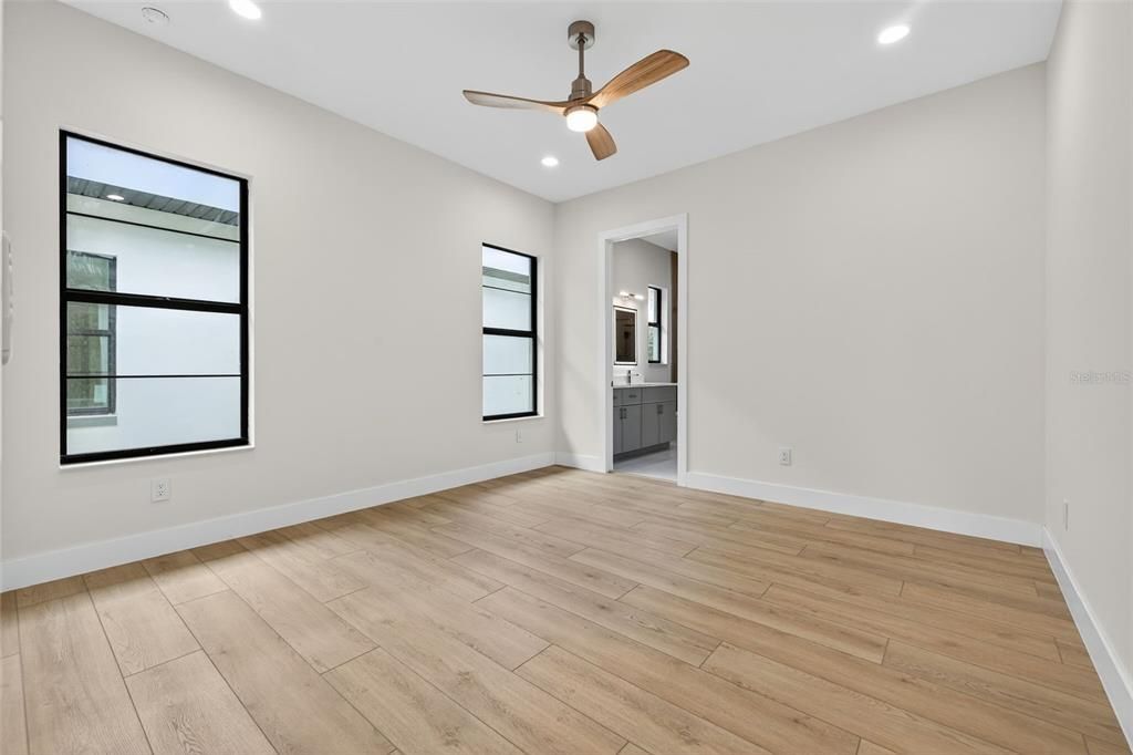 For Sale: $1,250,000 (4 beds, 4 baths, 3219 Square Feet)