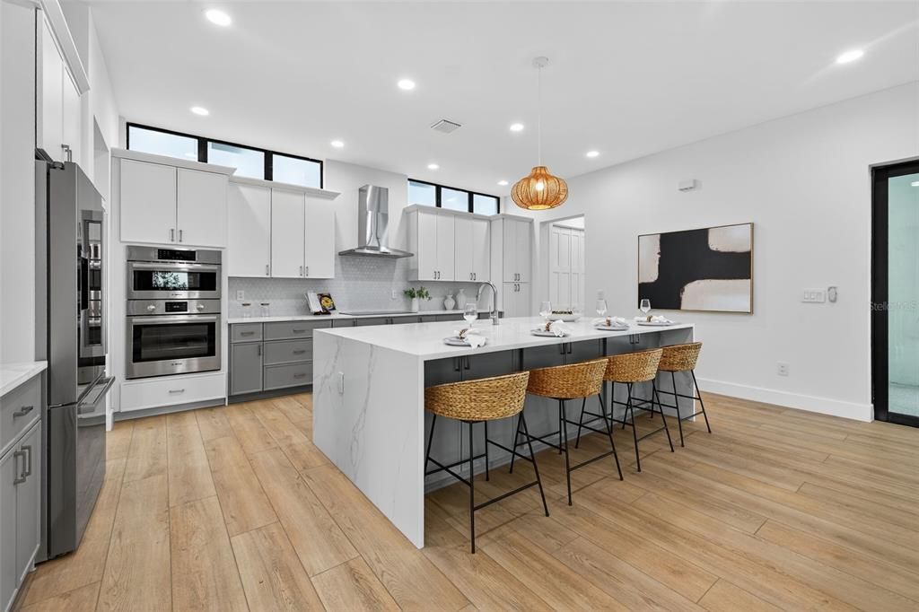 For Sale: $1,250,000 (4 beds, 4 baths, 3219 Square Feet)