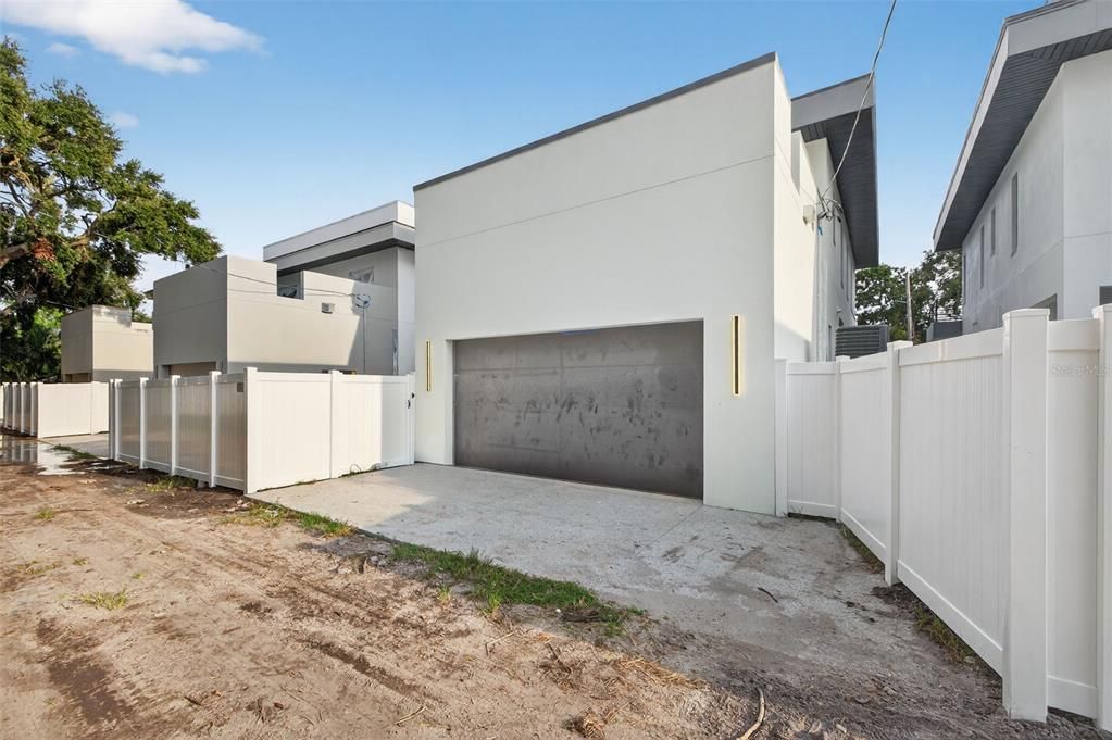 For Sale: $1,250,000 (4 beds, 4 baths, 3219 Square Feet)