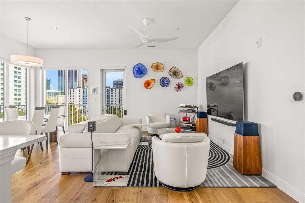 На продажу: $1,175,000 (3 спален, 3 ванн, 1650 Квадратных фут)