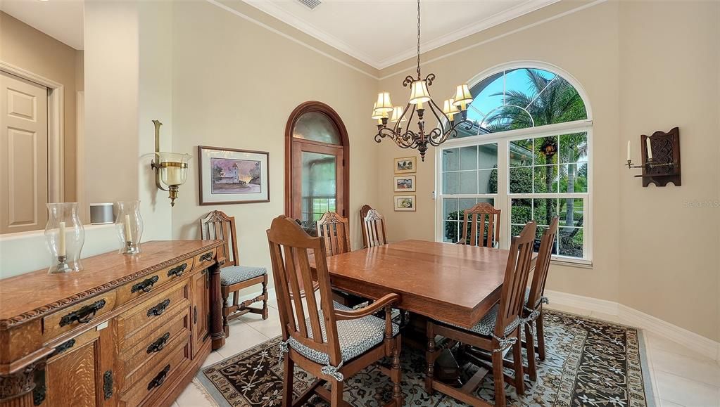 待售: $1,795,000 (4 贝兹, 3 浴室, 3713 平方英尺)