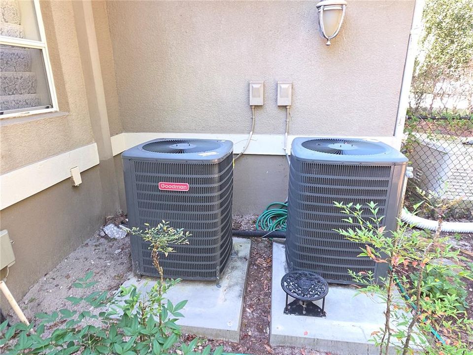 待售: $424,900 (4 贝兹, 3 浴室, 2498 平方英尺)