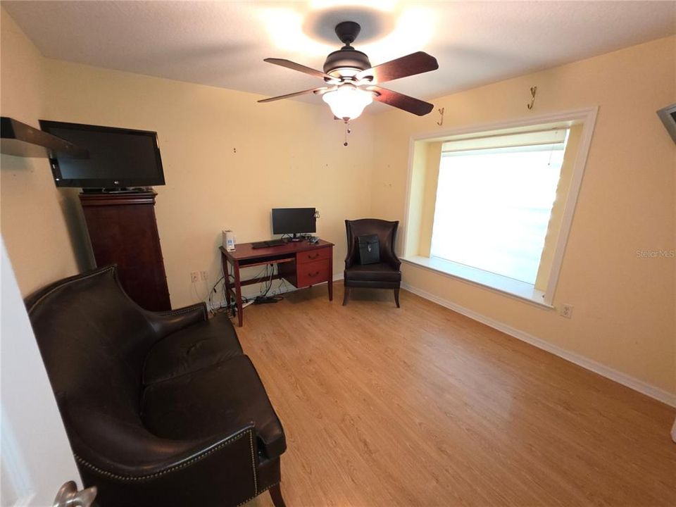 待售: $424,900 (4 贝兹, 3 浴室, 2498 平方英尺)