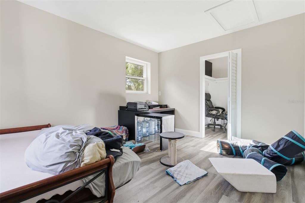 待售: $189,900 (3 贝兹, 2 浴室, 1464 平方英尺)