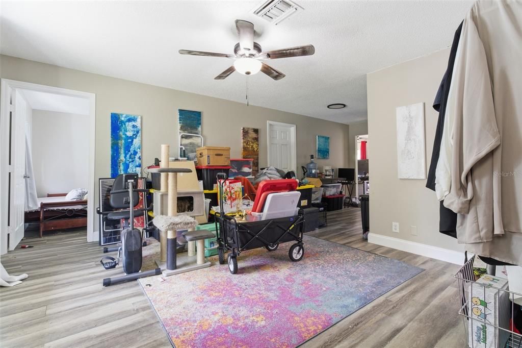 待售: $189,900 (3 贝兹, 2 浴室, 1464 平方英尺)