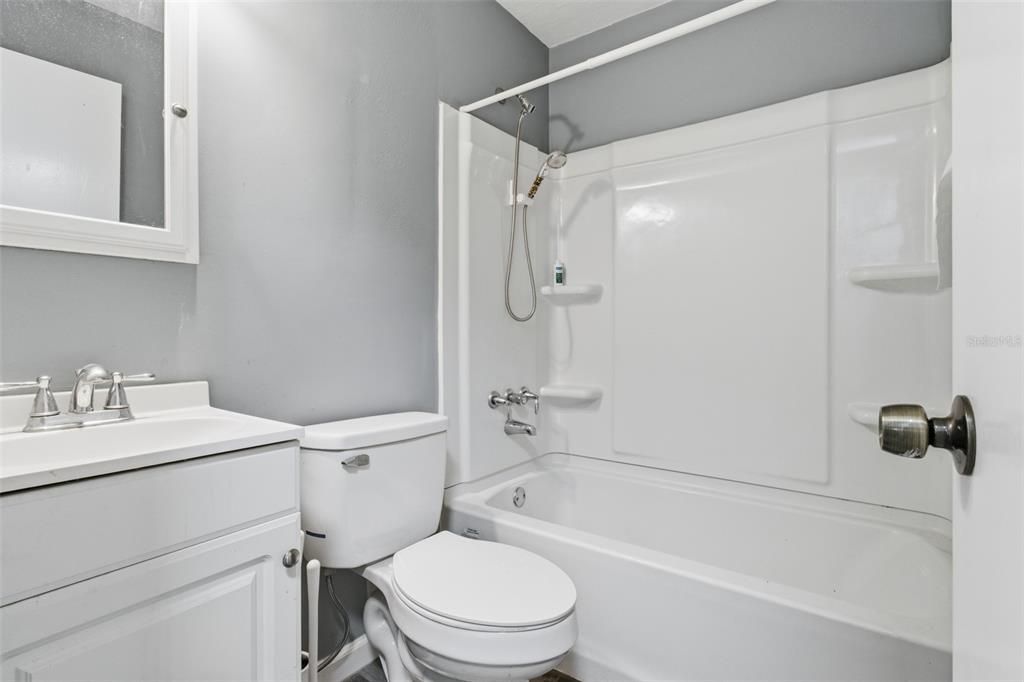 待售: $189,900 (3 贝兹, 2 浴室, 1464 平方英尺)