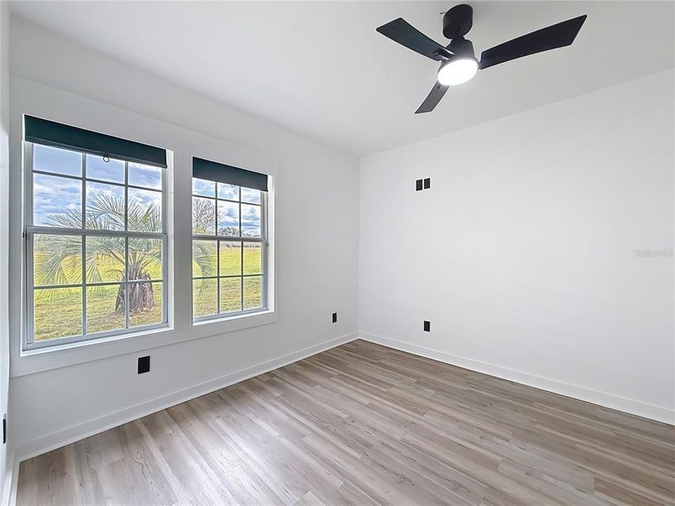 Activo con contrato: $199,900 (3 camas, 2 baños, 1612 Pies cuadrados)