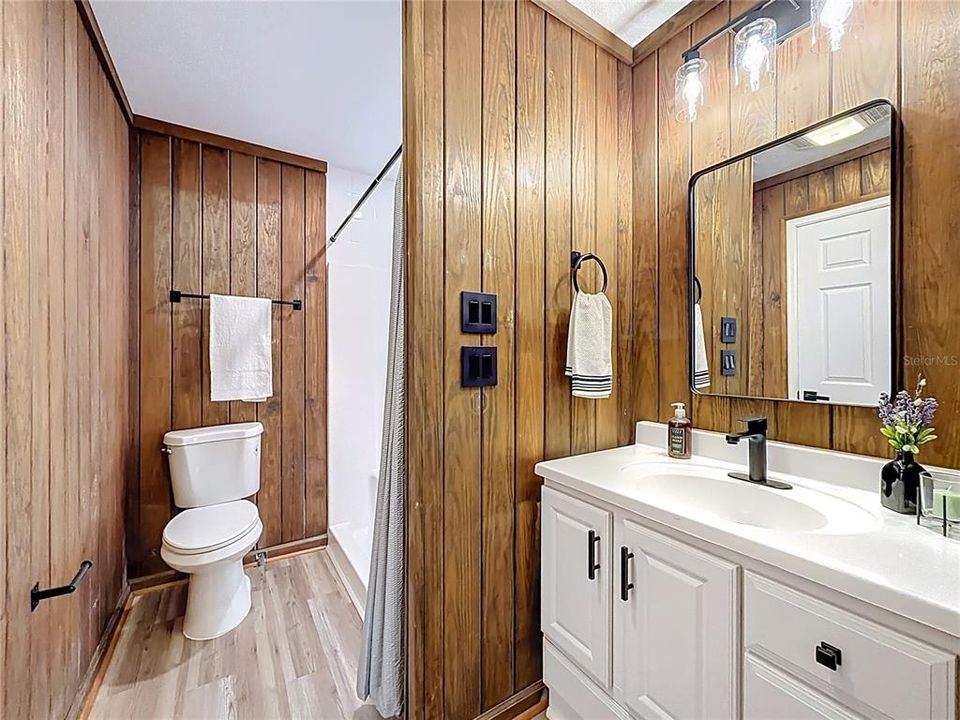 Activo con contrato: $199,900 (3 camas, 2 baños, 1612 Pies cuadrados)