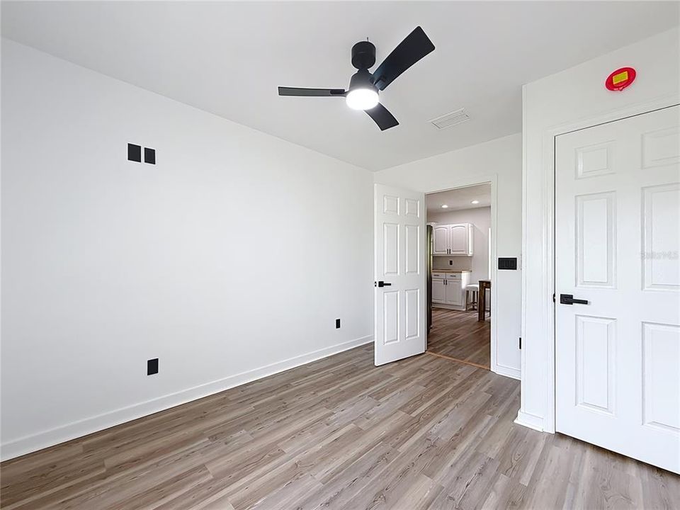 Activo con contrato: $199,900 (3 camas, 2 baños, 1612 Pies cuadrados)