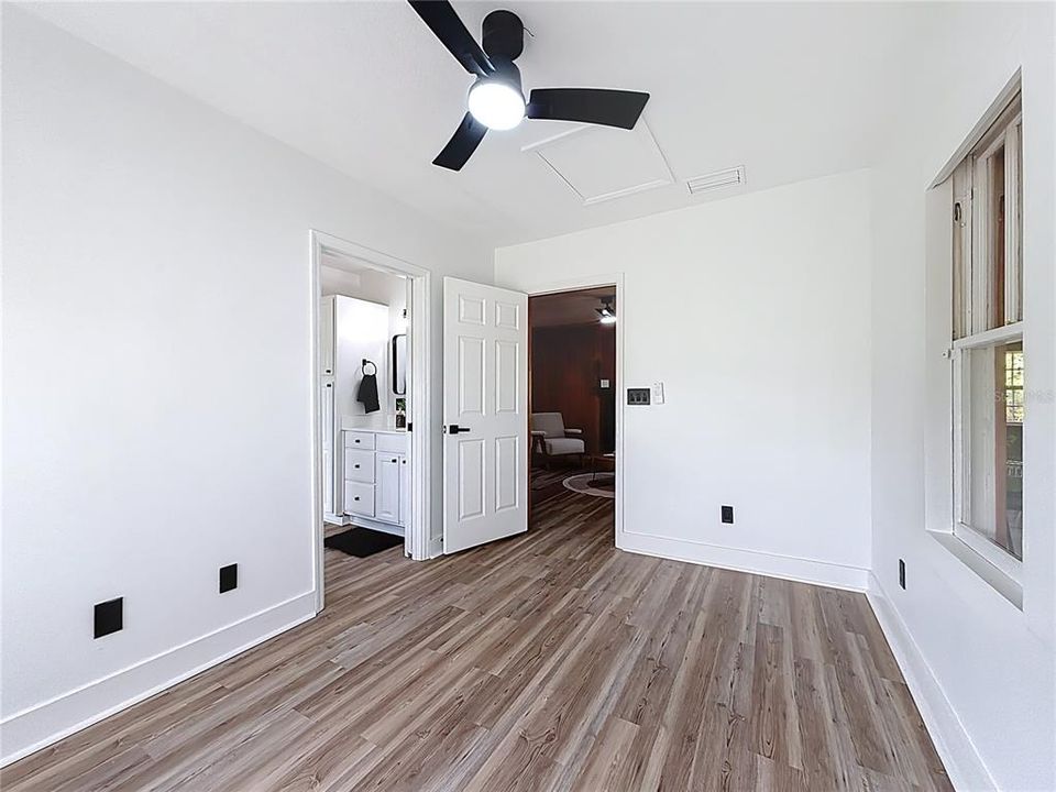 Activo con contrato: $199,900 (3 camas, 2 baños, 1612 Pies cuadrados)