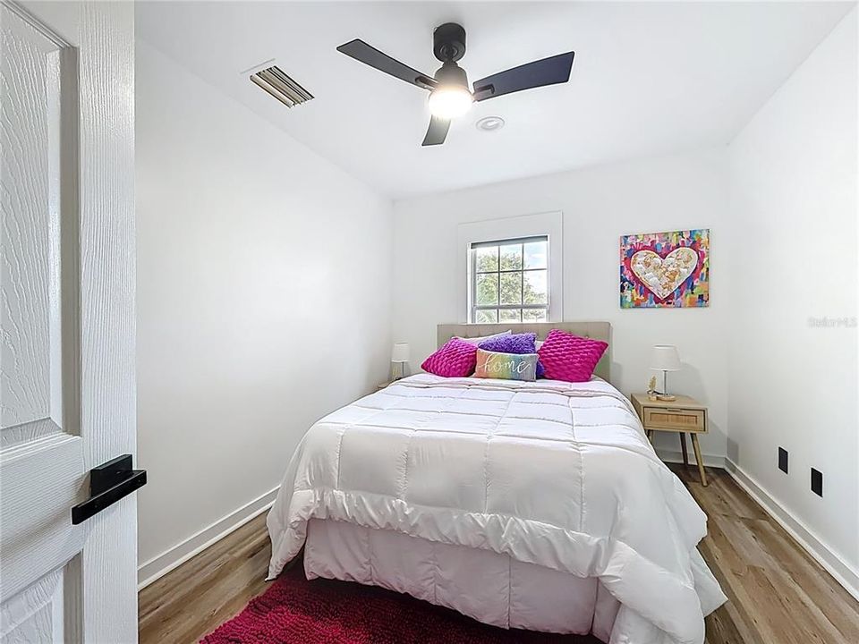 Activo con contrato: $199,900 (3 camas, 2 baños, 1612 Pies cuadrados)