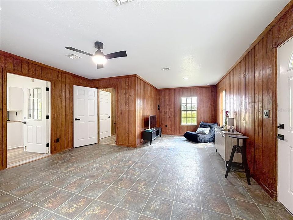 Activo con contrato: $199,900 (3 camas, 2 baños, 1612 Pies cuadrados)