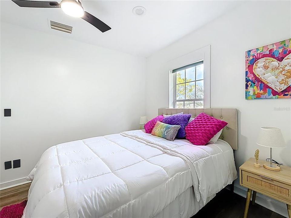 Activo con contrato: $199,900 (3 camas, 2 baños, 1612 Pies cuadrados)