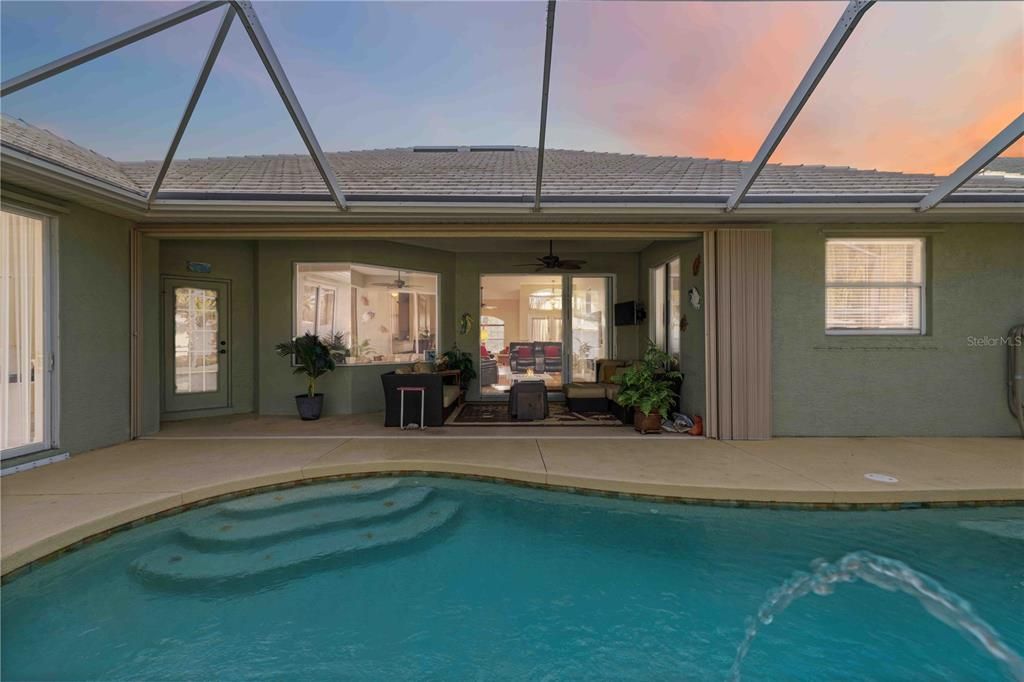 En Venta: $544,900 (3 camas, 2 baños, 2298 Pies cuadrados)