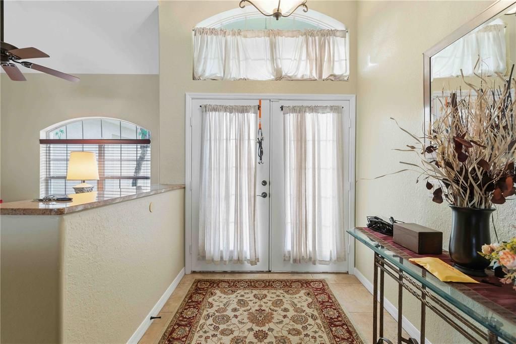 En Venta: $544,900 (3 camas, 2 baños, 2298 Pies cuadrados)