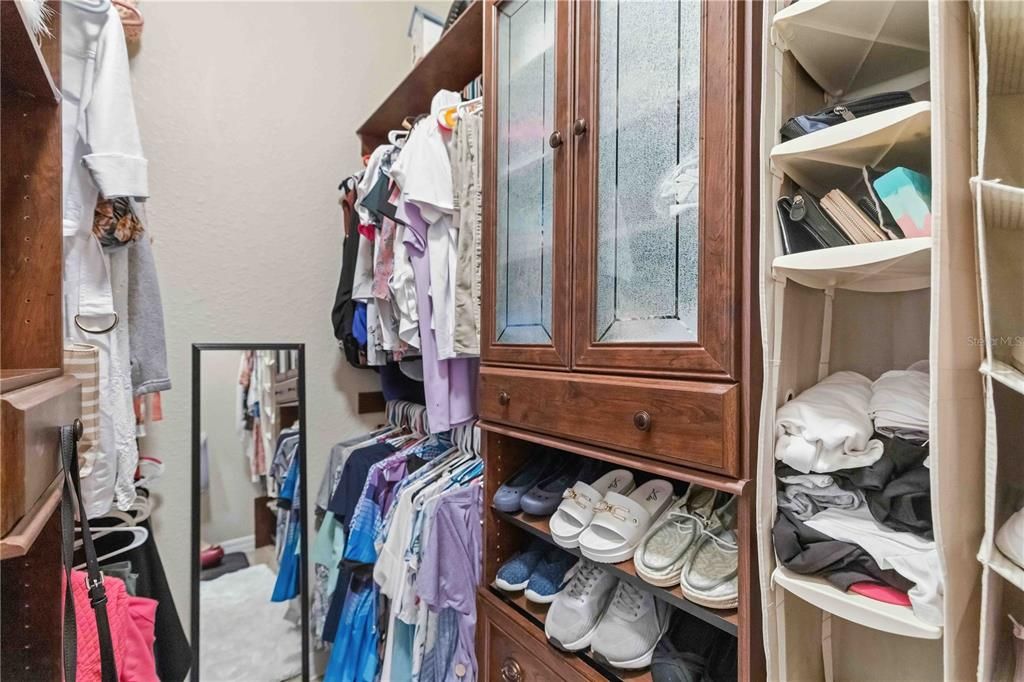 En Venta: $544,900 (3 camas, 2 baños, 2298 Pies cuadrados)