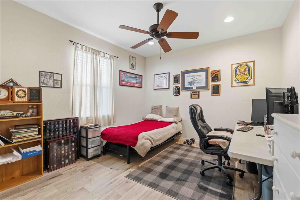 En Venta: $544,900 (3 camas, 2 baños, 2298 Pies cuadrados)